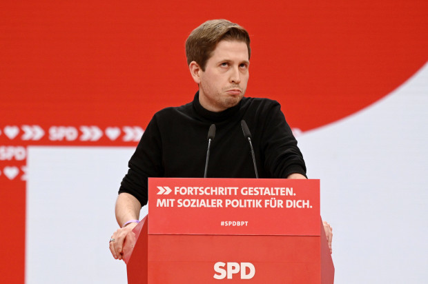 Wohnungssuche: Als Klempner hätte Kevin Kühnert bessere Chancen