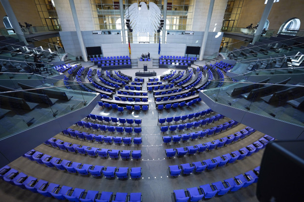 Mehr als 90 Prozent der Deutschen wollen kleineren Bundestag