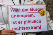 Corona-„Spaziergänger“: Öffentliche Auftritte werden für Baerbock & Co. zum Spießrutenlauf