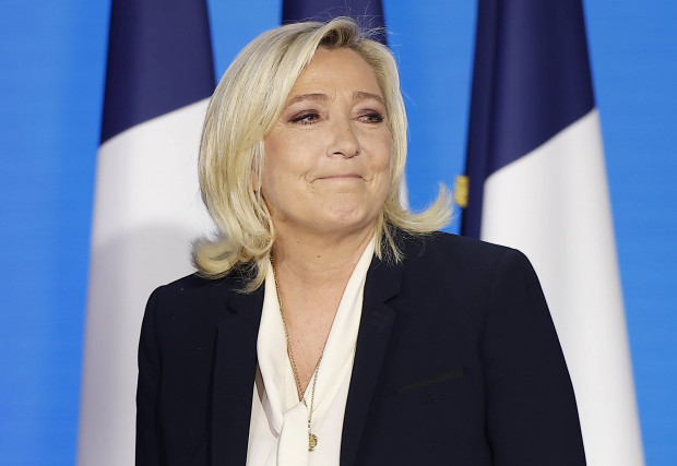 Macrons „Renaissance“, ein radikaler Linksblock – und eine einsame Marine Le Pen