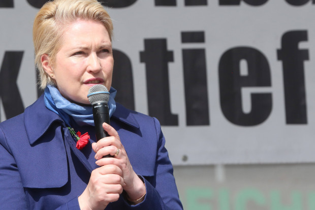 Führte ein Gazprom-Mann die Geschäfte der Schwesig-Stiftung?