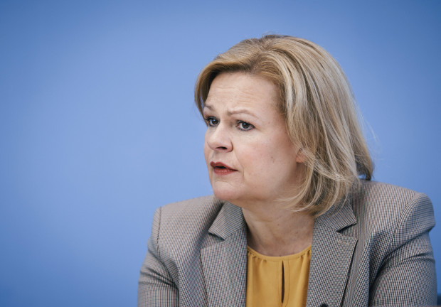 Innenministerin Faeser will Rechtsextremisten jagen – doch es finden sich nur extrem wenige