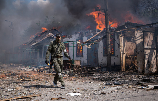 Russland verliert Boden bei Charkiv – und fünf Provinzgouverneure melden sich ab