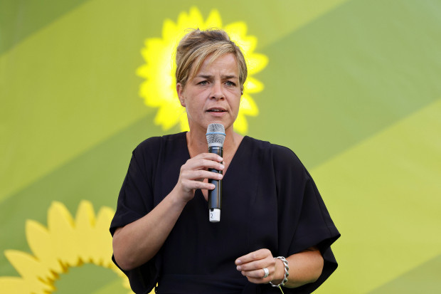 Wie die bürgerlichen Parteien sich den Grünen ergeben