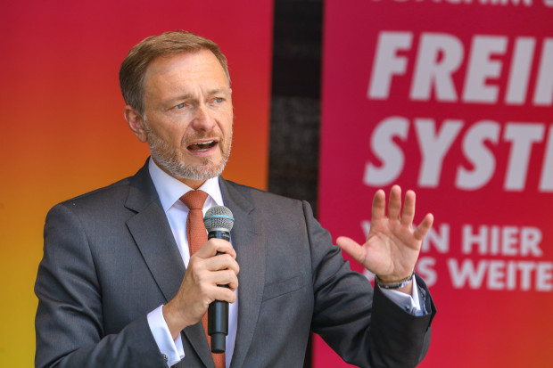 Christian Lindner macht Witze: NRW-Wahl als „Richtungswahl“ bezeichnet