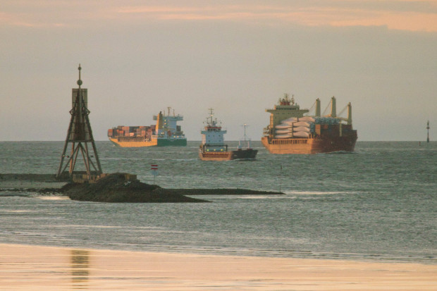 Containerschiffstaus erreichen die Nordsee