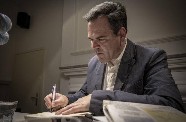 Tellkamp will auch nächstes Buch bei Suhrkamp veröffentlichen