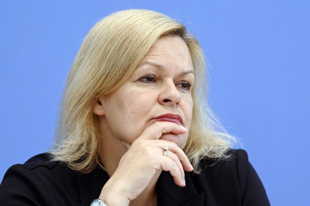 Faeser manipuliert am Verfassungsschutzbericht