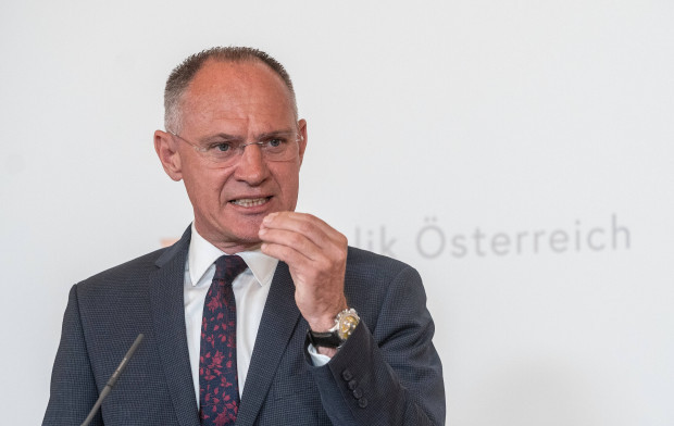 Österreichischer Innenminister: Im Irak und in Pakistan heißt es, die EU-Grenzen seien wieder offen