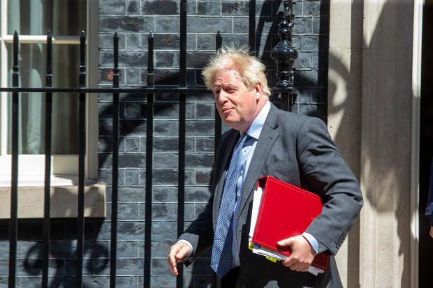 Johnson bleibt dabei: Schleppern muss das Handwerk gelegt werden