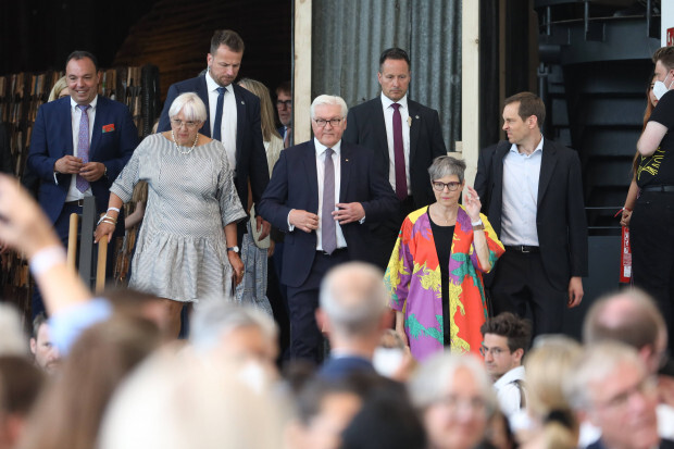 Documenta: Naive Propaganda für kommunistische Phantasien