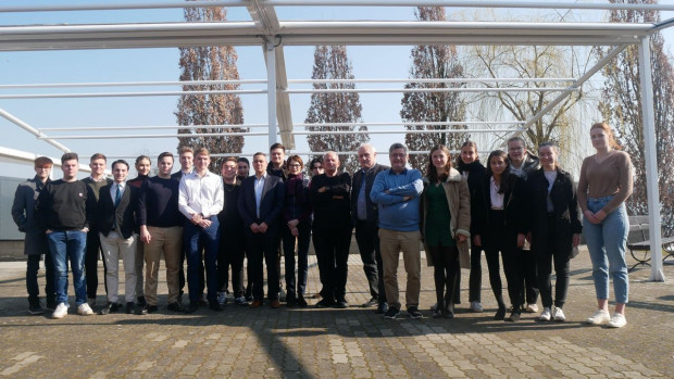 Unser Seminar für junge Journalisten und Autoren – jetzt bewerben!