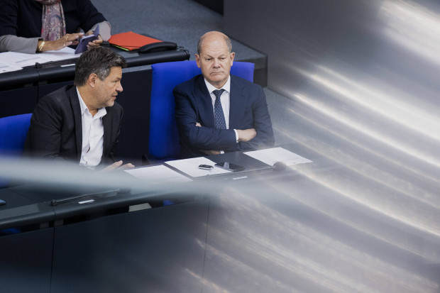 „Europäische Solidarität” fordern und „Solidarität mit Deutschland” meinen