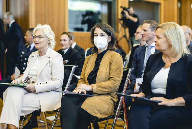 „Katastrophenschutzplan 2012“ und „Territoriales Führungskommando der Bundeswehr 2022“