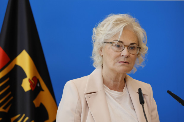 Lambrecht will keinen Bericht mehr zur materiellen Einsatzfähigkeit der Bundeswehr