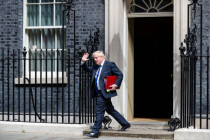 Johnson besetzt vakante Ministerposten neu: Steuersenkungen nun einfacher umzusetzen