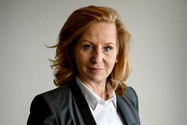 TE-Exklusiv: Schlesinger begeht Untreue in Gegenwart der Polizeichefin