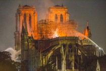 „Notre-Dame in Flammen“: Zu einem Film über den Brand der Pariser Kathedrale