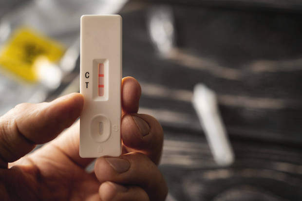 Im Osten bleiben die Menschen öfter wegen Corona daheim