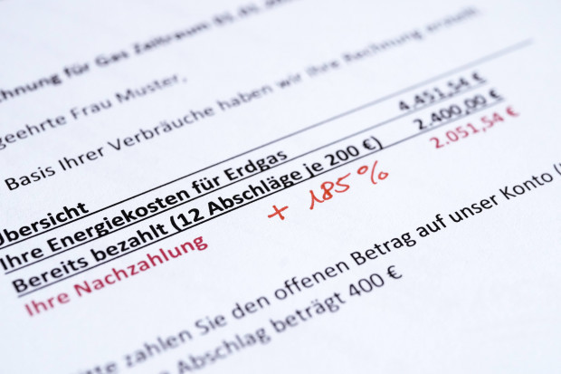 Wie viel mehr wird Ihnen für Gas, Öl und Strom berechnet?