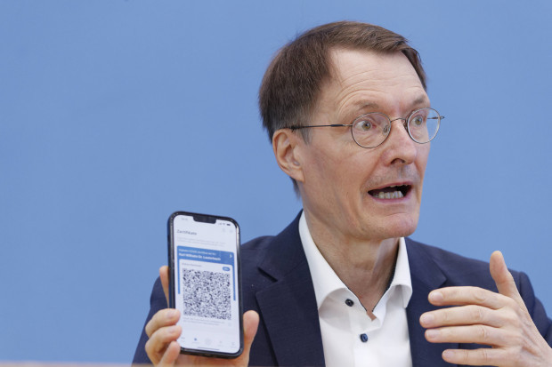 Lauterbachs bizarre Show vor der Bundespressekonferenz