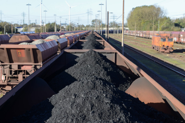 Vorrang für Kohletransporte – Bahnkunden stehen künftig für Energieversorgung im Stau