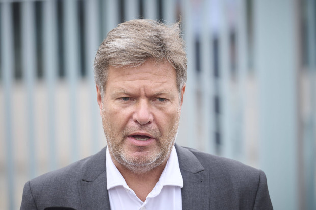 Habecks Doppelstandard beim Gas-Sparen: „Ganz wichtige“ und unbedeutende zwei Prozent