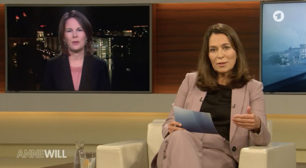 Kampfpanzer für die Ukraine: Baerbock ist dafür