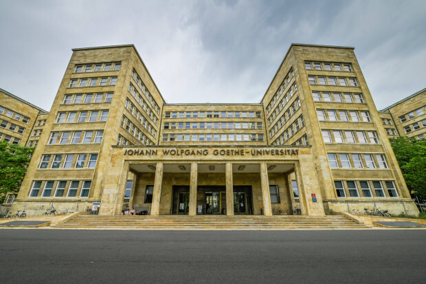 Goethe-Uni Frankfurt verrechnet sich um hunderte Studienplätze