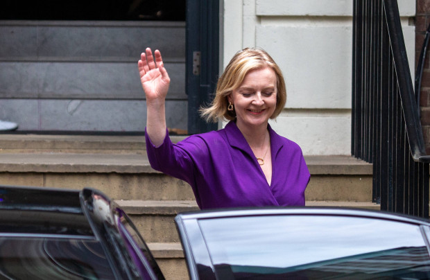 Liz Truss: Neue britische Premierministerin will Steuersenkungen und staatliche Investitionen
