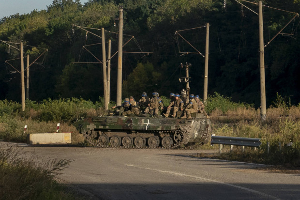 Offensive im Raum Charkiv – Wie die Ukraine Russland ausspielt