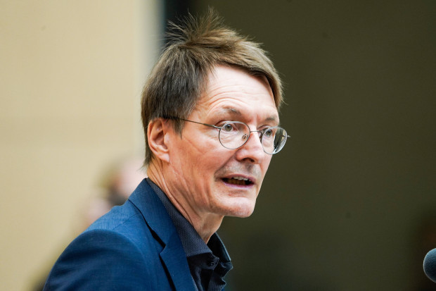 Karl Lauterbach schmeißt mit Geld der Bürger um sich