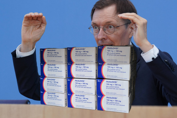 Bei Anruf Paxlovid: Wird Lauterbach auch diesen Skandal politisch überleben?