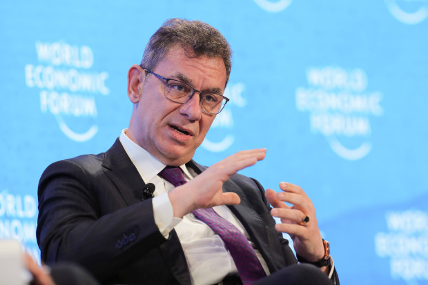 Nach belastendem Prüfbericht: Pfizer-Chef will nicht vor dem EU-Covid-Ausschuss erscheinen