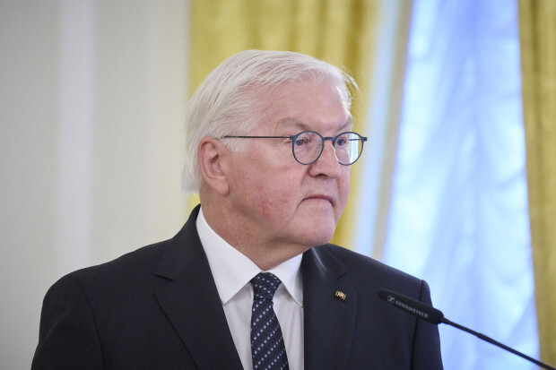 Mein Gott, (Frank) Walter! Wieder einmal eine Rede vergeigt