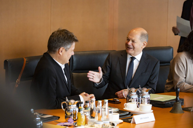 Übernahme einer Chip-Fabrik durch chinesisches Tochterunternehmen wird zum Politikum