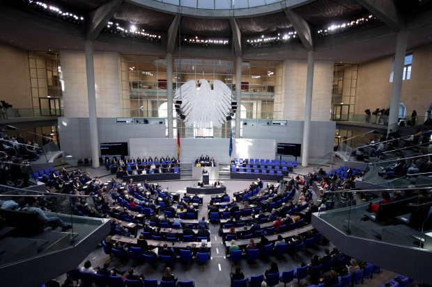 Wer Verbrechen im Ukraine-Krieg anzweifelt, macht sich strafbar