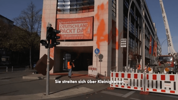 Die „Letzte Generation“ verunstaltet Ampel-Parteizentralen