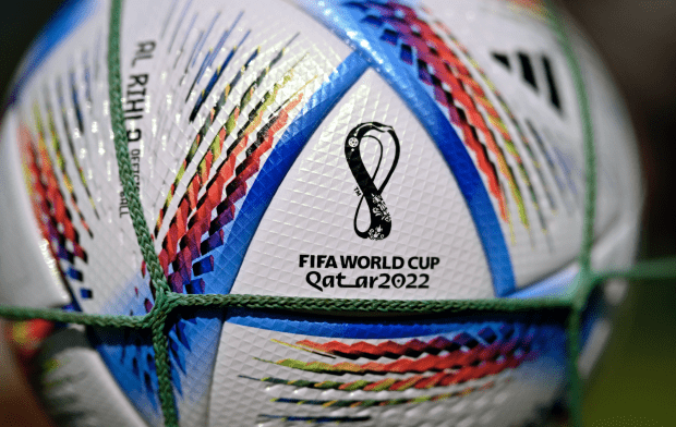 Wie sich der öffentlich-rechtliche Rundfunk vom Fußball ausnehmen lässt