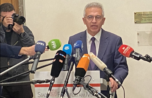 Frankfurts Oberbürgermeister Peter Feldmann aus dem Amt gewählt