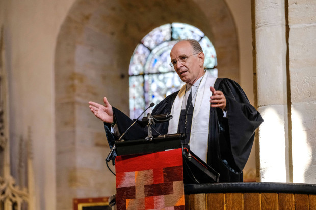 Hannoverscher Landesbischof fordert „Unterstützung für Klimaaktivisten“