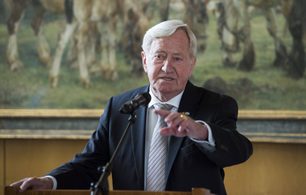 Hans Zehetmair ist tot: Einer der letzten großen Kultusminister