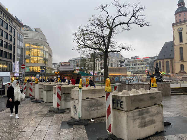 Gewöhnung an das Ungeheuerliche: Bürger ohne Schutz