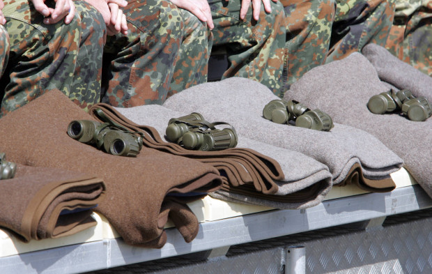 Die Ukraine friert, und der Bund versteigert 36.400 Wolldecken