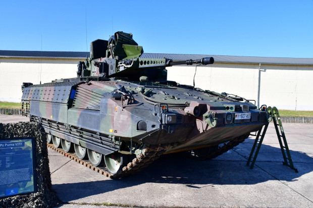 „Hochmoderner“ Schützen-Panzer PUMA bereits im Manöver ein Totalausfall