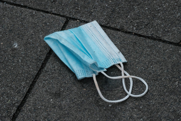 Die Pflicht zur Maske fällt – gesichtswahrend zur Landtagswahl im nächsten Jahr