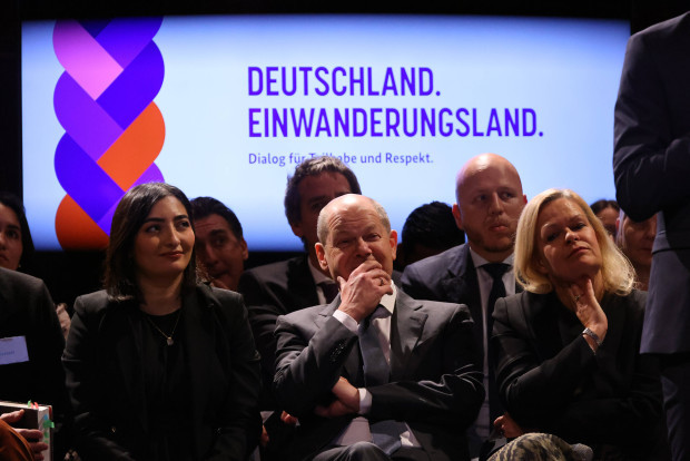 Die Deutschen lehnen die Migrationspolitik der Ampel ab