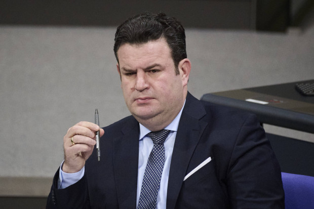 SPD-Minister Hubertus Heil verpennt Gesetz und sorgt für Rechtsunsicherheit