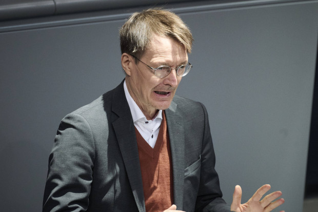 Hat Karl Lauterbach im Bundestag gelogen?