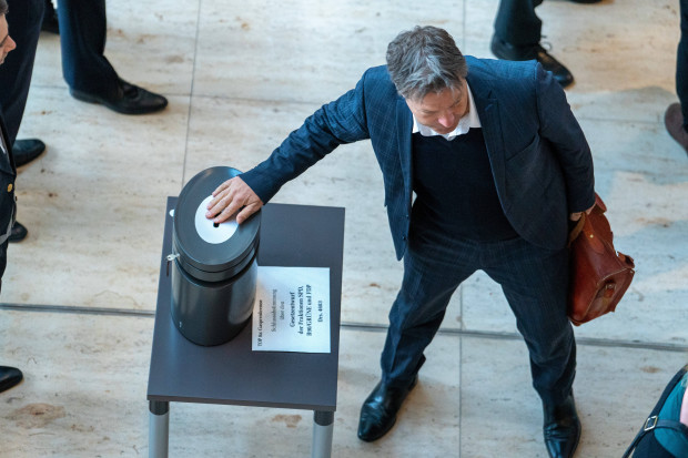 Gaspreisbremse – Robert Habeck drückt sich um Rede zu eigenem Gesetz